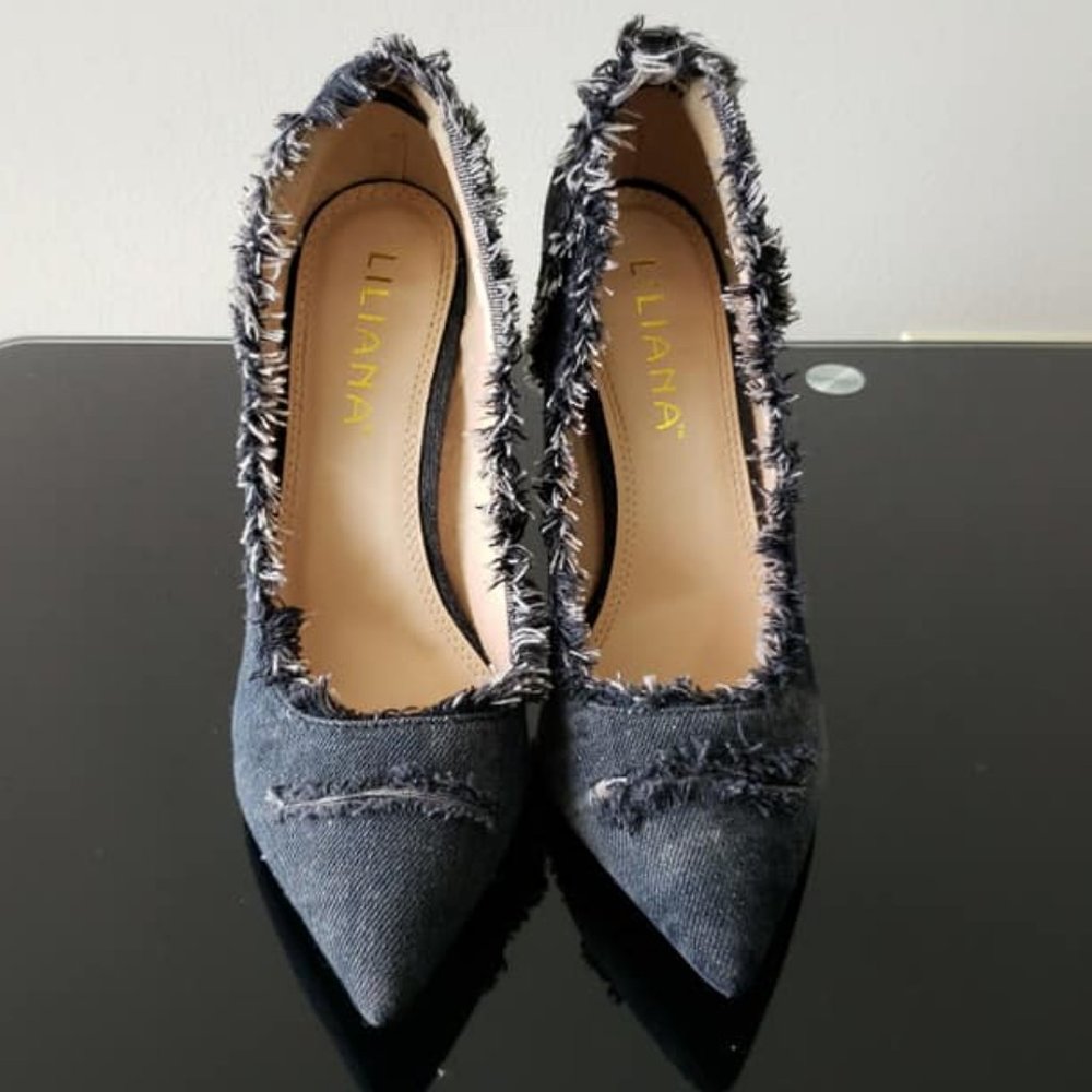Pump Black Faded Denim